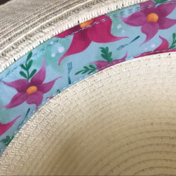 Disney | Make a Splash Little Mermaid Sun Hat - Picture 4 of 6